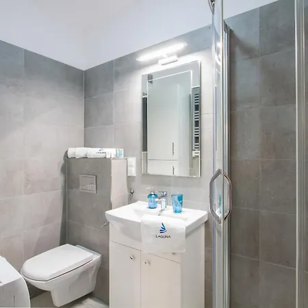 Przestronny Z Tarasem I Parkingiem W Gdyni By Renters Apartment *